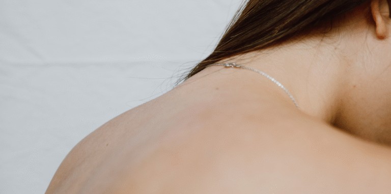 Smooth & Clear: underarms and back peeling solutions at inglow aesthetics